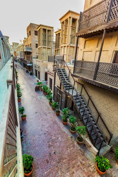 Arab Street dans le vieux quartier de Dubaï — Photo