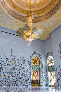 Şeyh zayed Camisi içi