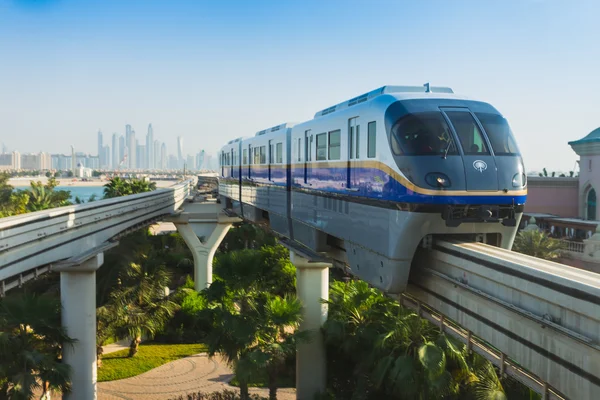 Monorail station on a man-made island Palm Jumeirah — Stock Photo, Image