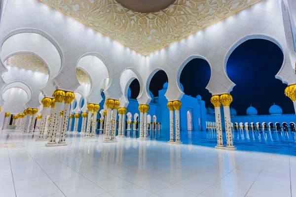 The Shaikh Zayed Mosque — Stock Photo, Image