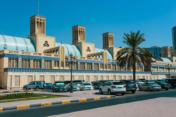 Sharjah - derde grootste en meest bevolkte stad in Verenigde Arabische Emiraten — Stockfoto