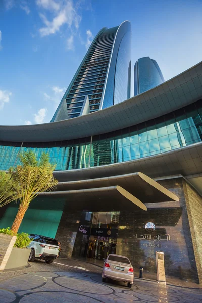 Skyscrapers in Abu Dhabi, UAE — Stock Photo, Image