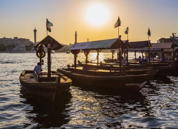 Boats on the Bay Creek in Dubai, UAE — Stock Photo, Image