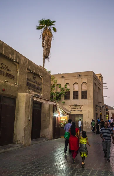 Arabské ulice ve staré části dubai — Stock fotografie