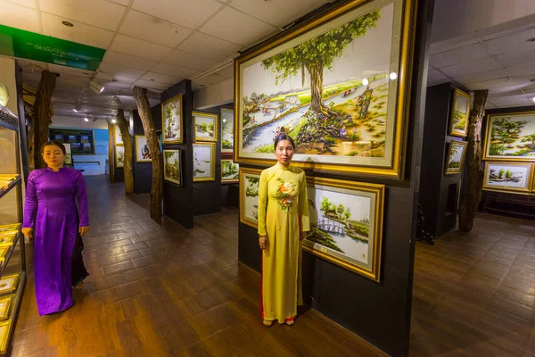 Nha Trang Vietnam Nov 2014 Målningar Museet Silke Nha Trang — Stockfoto