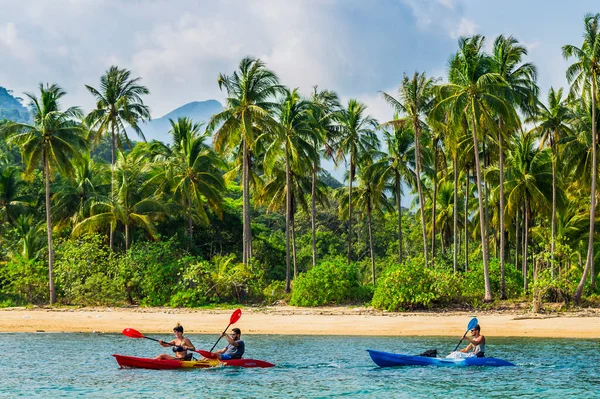 Thailand March 2015 Crossing Kayaking Island Koh Chang Neighboring Island — Stock Photo, Image