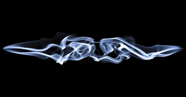 Rauch, schwarzer Hintergrund — Stockfoto