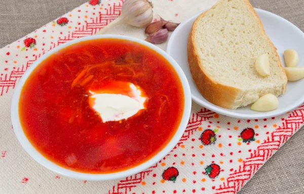 Borscht es una sopa tradicional de origen ucraniano — Foto de Stock