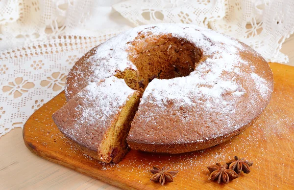 Torta di frutta con ciliegie e anice — Foto Stock