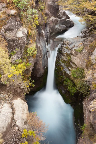 Καταρράκτες το Ρουαπέχου mt σε tongariro np της Νέας Ζηλανδίας — Φωτογραφία Αρχείου