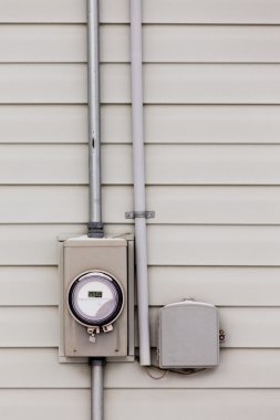 Akıllı grid güç kaynağı metre ve telefon hattı damla