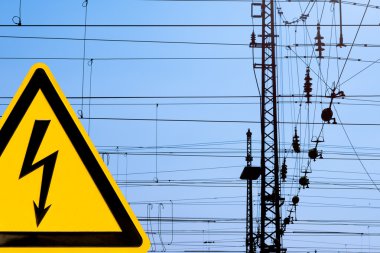 Yüksek voltajlı işaret ve demiryolu havai kablolama