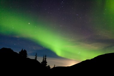 ay yükselişi hills Kuzey ışıkları aurora borealis