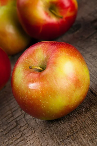 Ripe apples — Stock Photo, Image