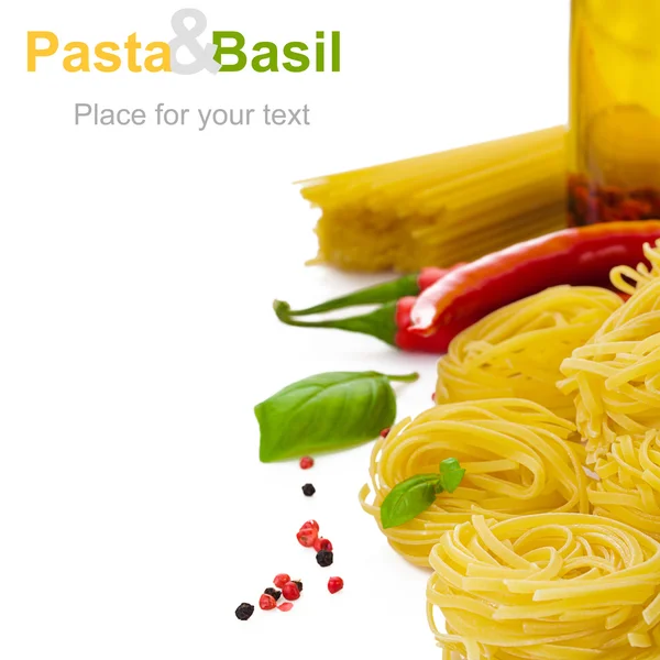 Pasta with basil chili pepper and spicy olive oil on white backg — Stock Photo, Image