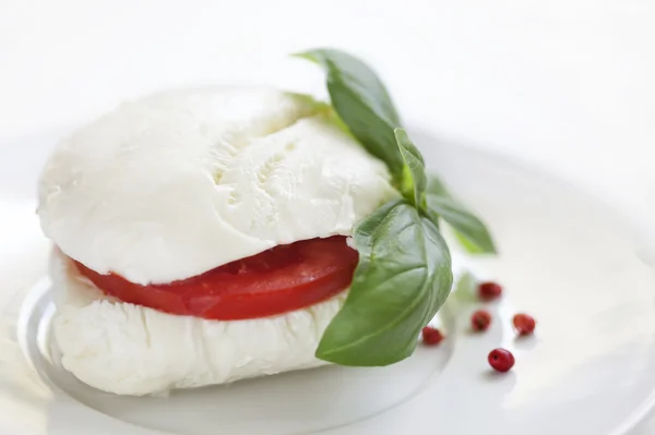 Mozzarella — Fotografie, imagine de stoc