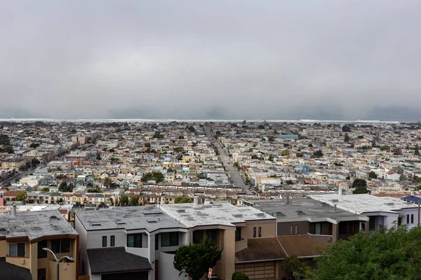 San Francisco 'da bir tepeden ABD manzarası