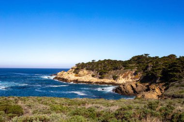 Deniz kıyısının güzel manzarası