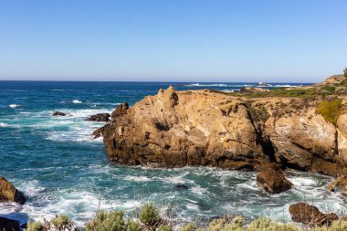 Deniz kıyısının güzel manzarası