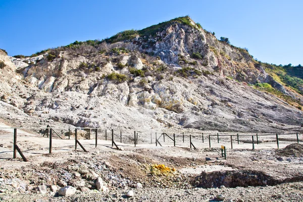 Solfatara - volcanic crater — Stock Photo, Image