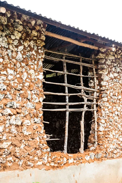 アフリカに家を建てる — ストック写真