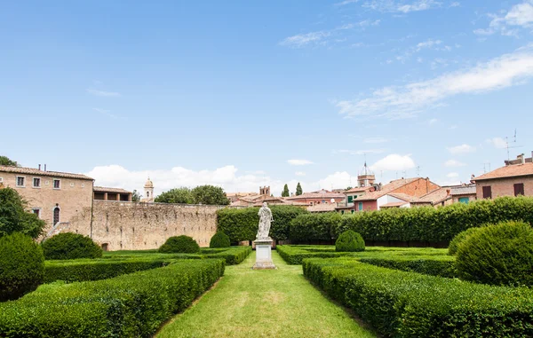 Italienischer Garten — Stockfoto