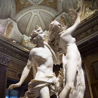ROME, ITALY - 24 AĞUSTOS 2018: Dev Lorenzo Bernini başyapıtı, Apollo e Dafne, 1625 tarihli