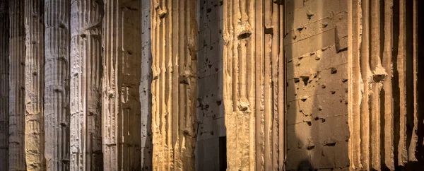 Řím Itálie Detail Osvětlené Sloupové Architektury Pantheonu Noci Užitečné Jako — Stock fotografie