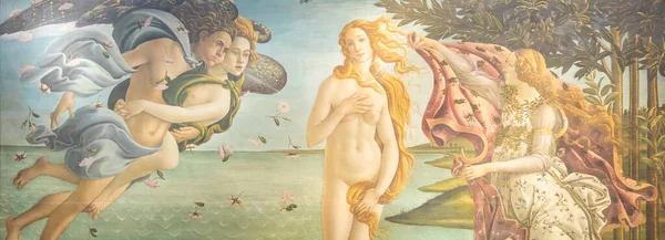 イタリア フィレンツェ 2021年7月頃 アレッサンドロ ボッティチェリ 金星の誕生 1485年 ウフィツィ美術館のルネサンス美術 — ストック写真