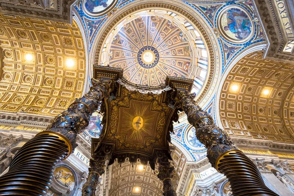 Rome Vatican State Augusti 2018 Inredning Sankt Peterskyrkan Med Kupoldetaljer — Stockfoto