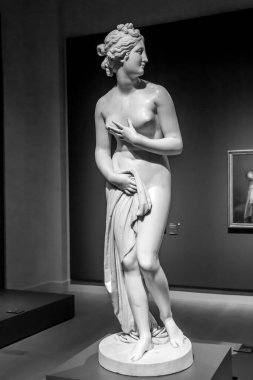 MILAN, ITALY - Haziran 2020: Venere (Venüs), 1817-1820, heykeltıraş Antonio Canova 'nın başyapıtı