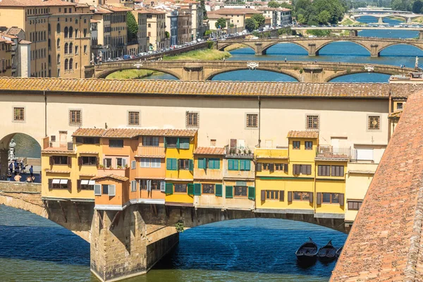Florença Itália Circa Junho 2021 Paisagem Urbana Com Ponte Velha — Fotografia de Stock
