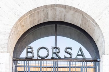 Milan, İtalya - Mart 2022: Borsa di Milano, İtalyan finans ve iş merkezi