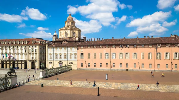 Turin Itália Circa Agosto 2020 Perspectiva Sobre Elegante Barroca Igreja — Fotografia de Stock