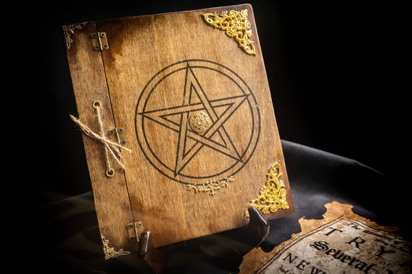 Стара Книга Чорної Магії Концепція Таємниці Фентезі Темне Зло — стокове фото