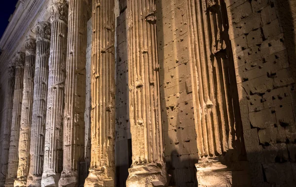 Rzym Włochy Szczegóły Architektury Podświetlanej Kolumny Panteonu Nocy Przydatne Jako — Zdjęcie stockowe