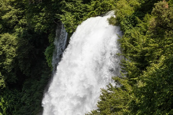 Marmores Vattenfall Umbrien Italien Fantastisk Kaskad Plaskande Naturen Med Träd — Stockfoto