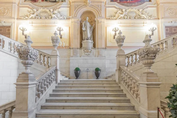 Turín Italia Circa Enero 2022 Entrada Palacio Real Escalera Mármol —  Fotos de Stock