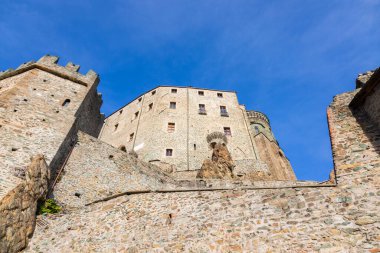 St. Michael Abbey - Sacra di San Michele - İtalya. Manastır ortaçağ binası.