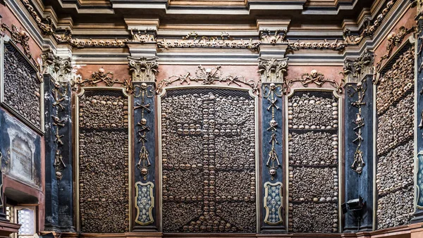 Milánó Olaszország 2020 Augusztus Körül Ossuary Kápolna San Bernardino Alle — Stock Fotó