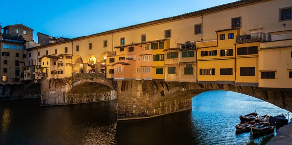 Florence Italië Circa Juni 2021 Zonsondergang Ponte Vecchio Oude Brug — Stockfoto