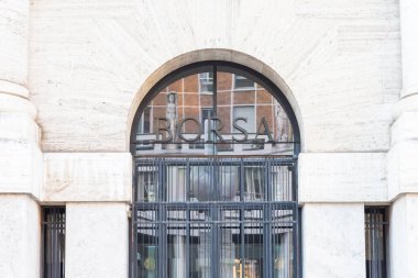 Milan, İtalya - Mart 2022: Borsa di Milano, İtalyan finans ve iş merkezi