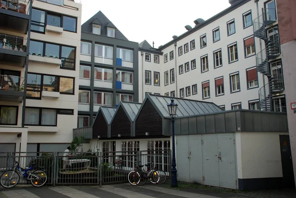 Köln 'deki Alman avlusu
