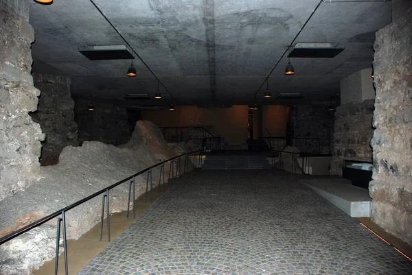 ドイツのケルン大聖堂の地下室 — ストック写真