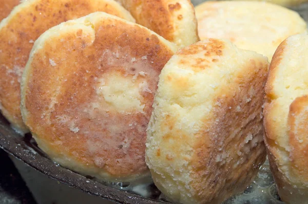 Quark Käsekuchen Einer Pfanne Backen — Stockfoto