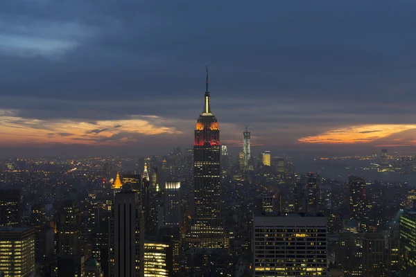 Нью-Йоркський горизонт на заході сонця Стокове Зображення