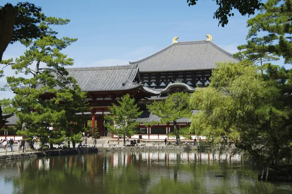T? dai-ji temple (Дайбуцу), Нара — стокове фото