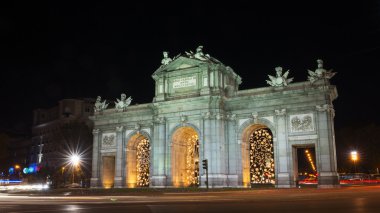 Puerta de Alcalá, Madrid