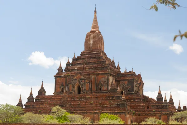 Htilominlo-tempelet i Bagan – stockfoto