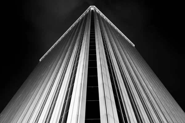 Business building at night, Madrid — Stock Photo, Image